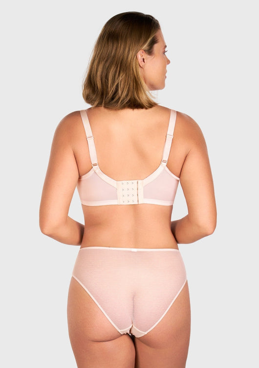 (Cardi B recommends)Enchante Unlined Lace Underwire Bra
