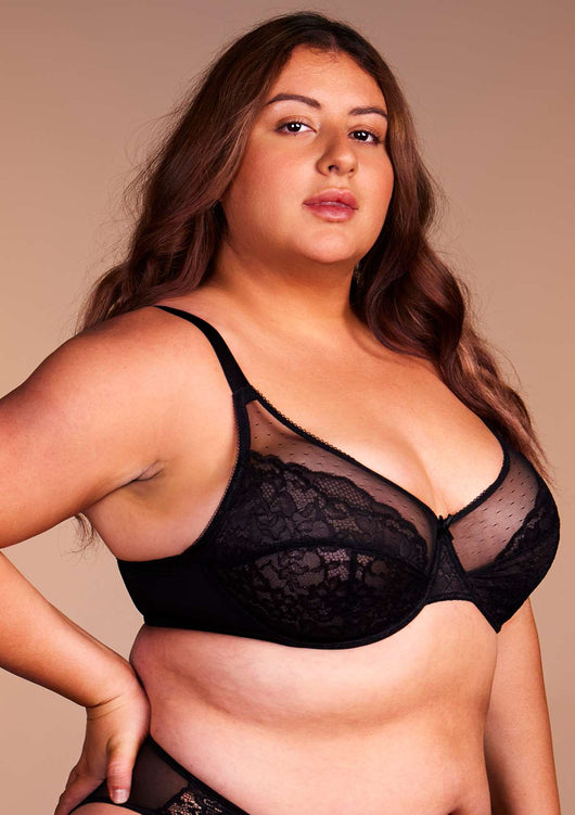 (Cardi B recommends)Enchante Unlined Lace Underwire Bra